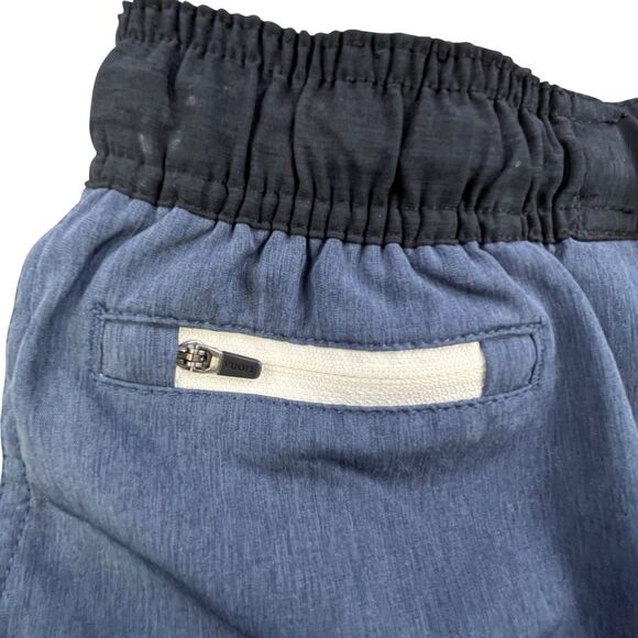 Vuori Banks Shorts Mens Medium Blue 8” Inseam Unlined Athletic Casual Workout - Picture 4 of 12